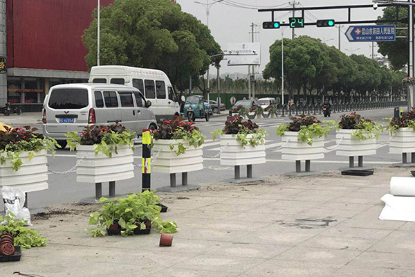 pvc一桶一鏈道路花箱